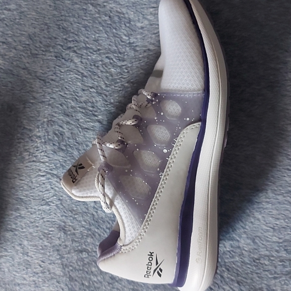 Reebok sneakers - Picture 2 of 4